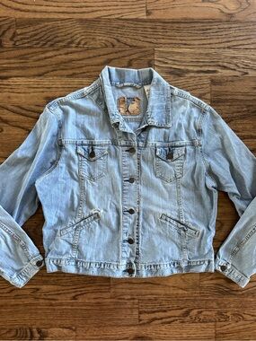 Vintage Levi Strauss Distressed Light Wash Cotton Denim Jacket Button Down XL L